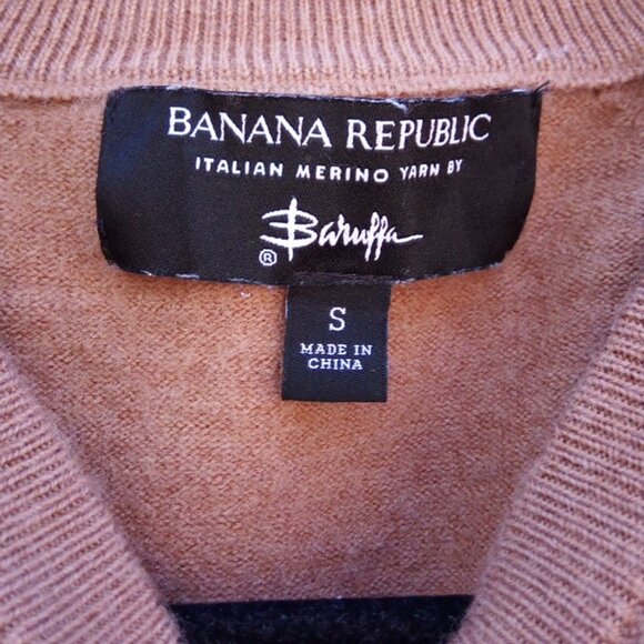 Merino Wool Crew Neck Sweater in Camel - Picture 3 of 4